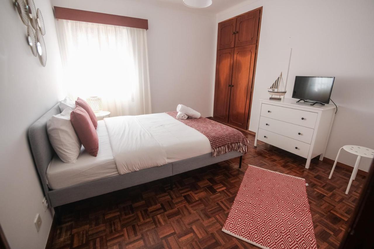 Besugo'S House Rooms & Apartment Nazare Luaran gambar