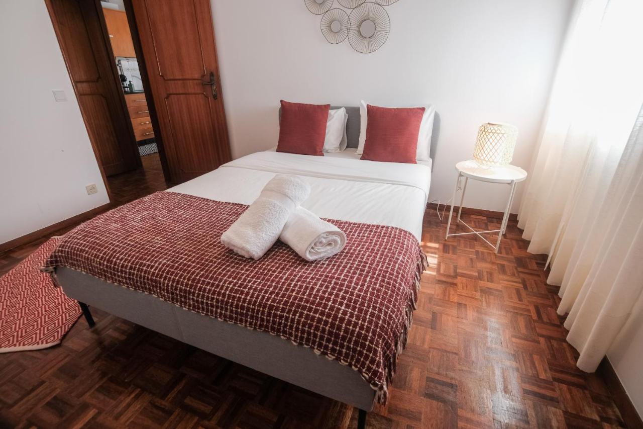 Besugo'S House Rooms & Apartment Nazare Luaran gambar