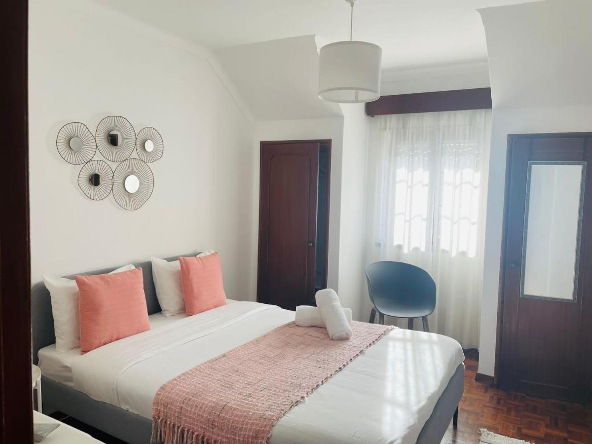Besugo'S House Rooms & Apartment Nazare Luaran gambar