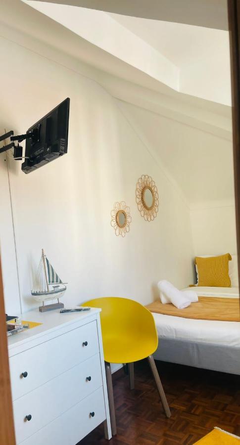 Besugo'S House Rooms & Apartment Nazare Luaran gambar